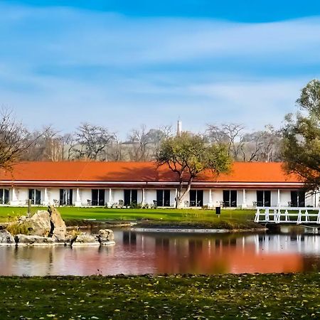 Alcsutdoboz Pannonia Golf & Country Club B&B 외부 사진