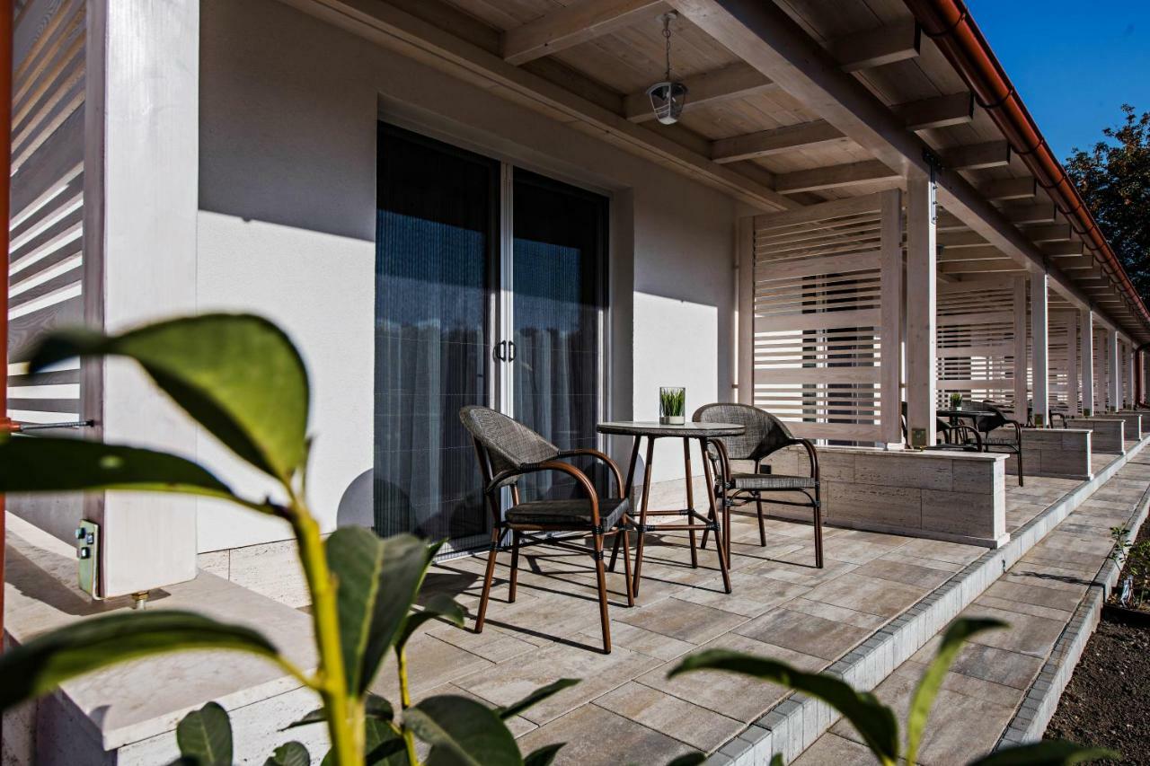 Alcsutdoboz Pannonia Golf & Country Club B&B 외부 사진